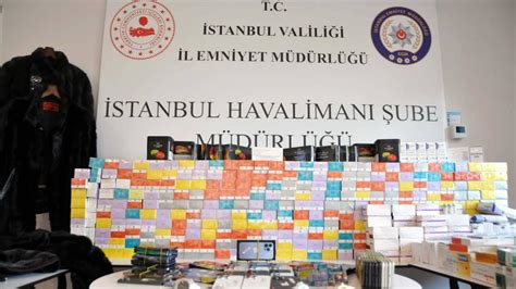 İ­s­t­a­n­b­u­l­­d­a­ ­K­a­ç­a­k­ ­M­e­d­i­k­a­l­ ­M­a­l­z­e­m­e­ ­E­l­e­ ­G­e­ç­i­r­i­l­d­i­